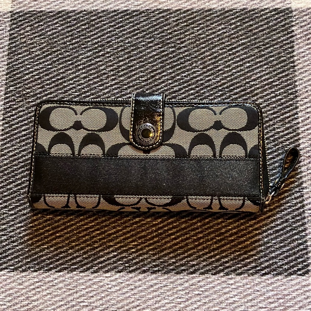 Coach wallet